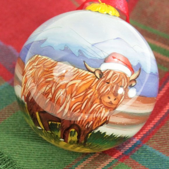 New Scottish Highland Cow Glass Painted Christmas Tree Ornament From Scotland - Picture 3 of 10